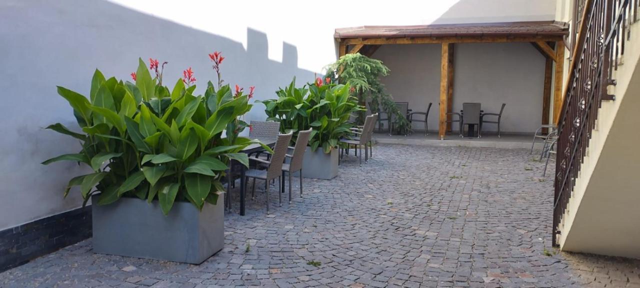 Old Town Cataleya Hotel Sibiu Ngoại thất bức ảnh